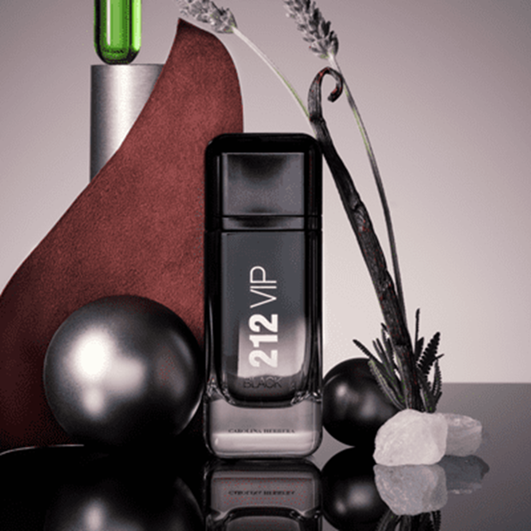 CAROLINA HERRERA 212 VIP BLACK Eau de Parfum